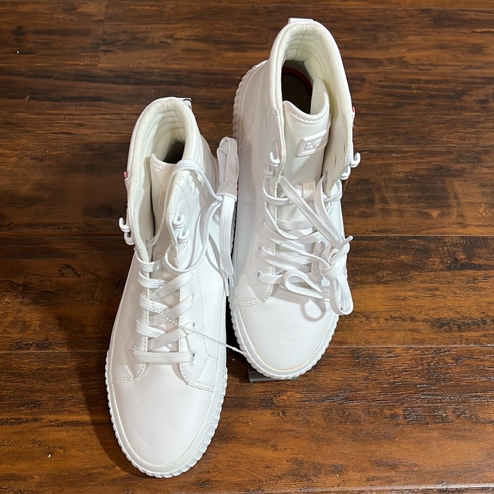 Levi’s Olivia High top platform sneakers white womens hightop sneakers